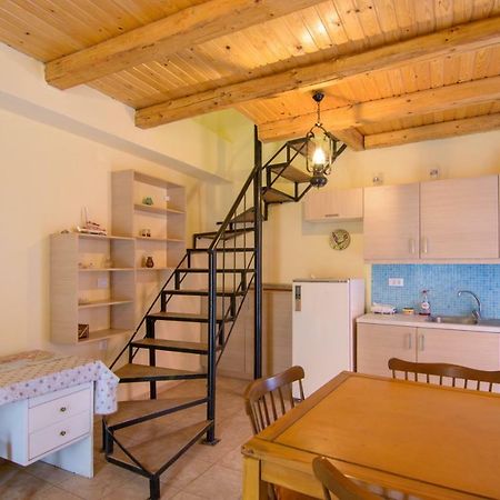 Lilas Traditional Maisonette エロウンダ エクステリア 写真