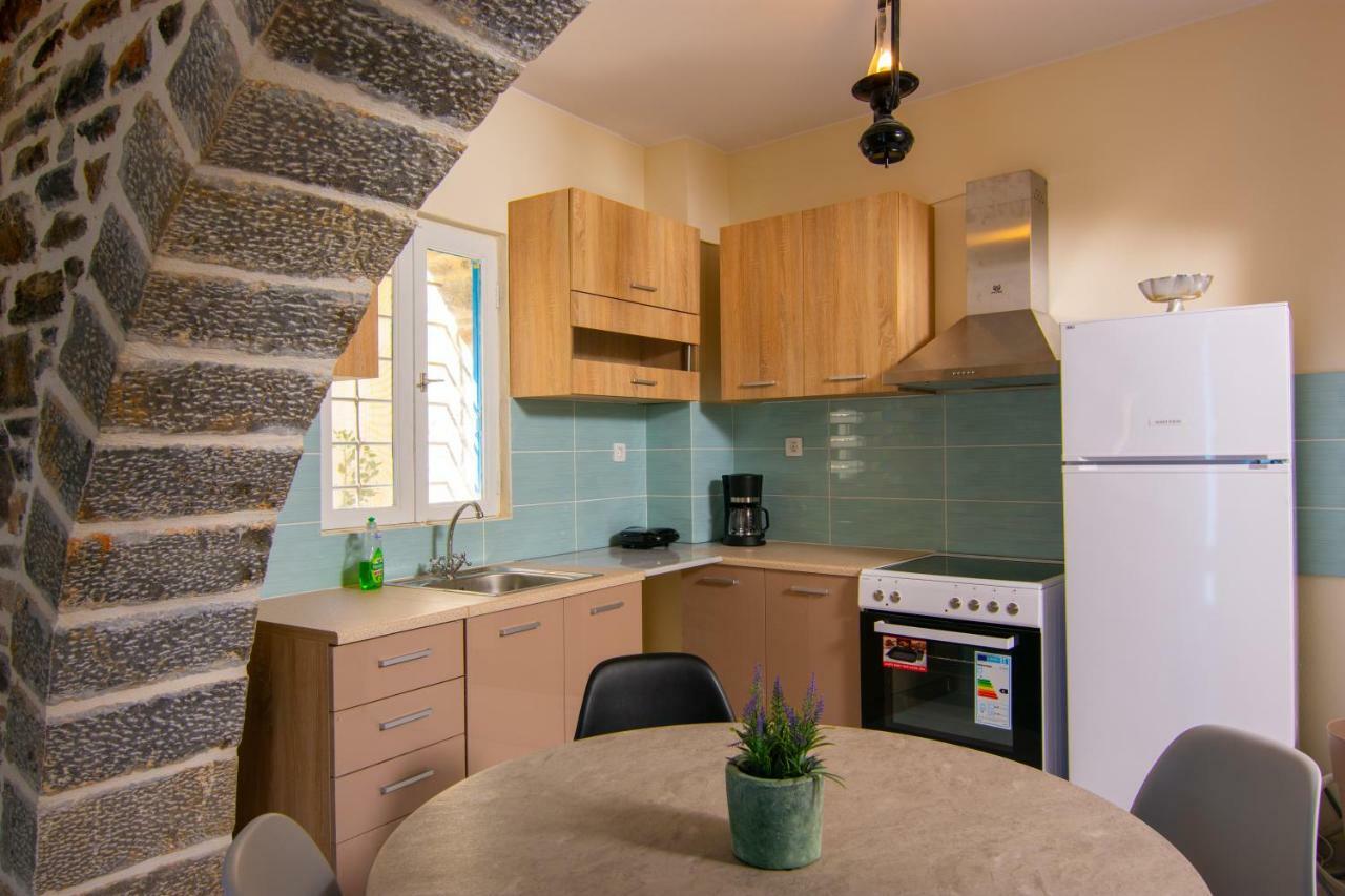 Lilas Traditional Maisonette エロウンダ エクステリア 写真